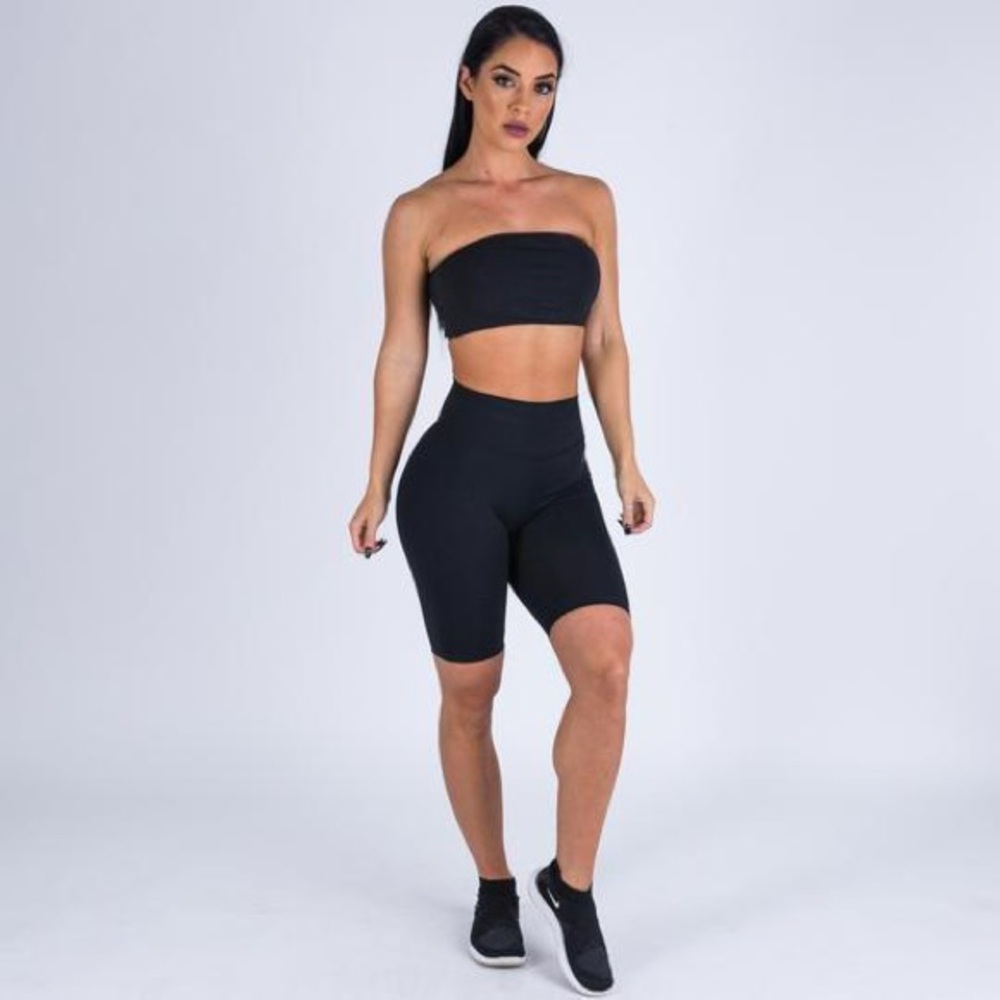 Muscle Nation referee high waist scrunch short
